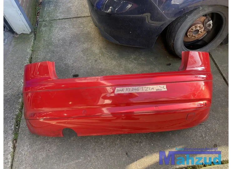 Koop Achterbumper bij Autodemontagebedrijf Mahzud