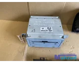 Koop Middenconsole bij Autodemontagebedrijf Mahzud