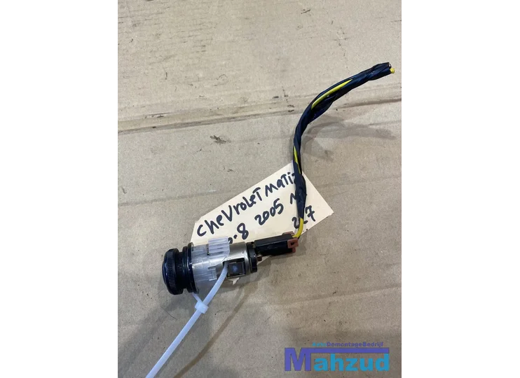 Koop Aansteker bij Autodemontagebedrijf Mahzud