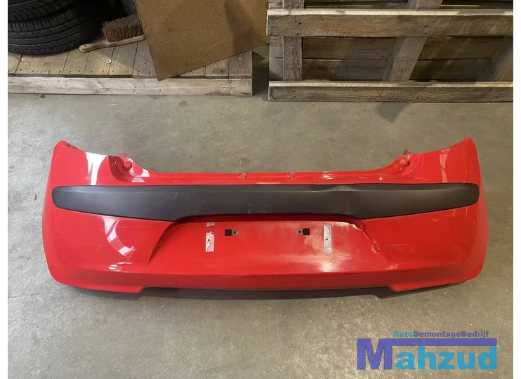 Koop Achterbumper bij Autodemontagebedrijf Mahzud