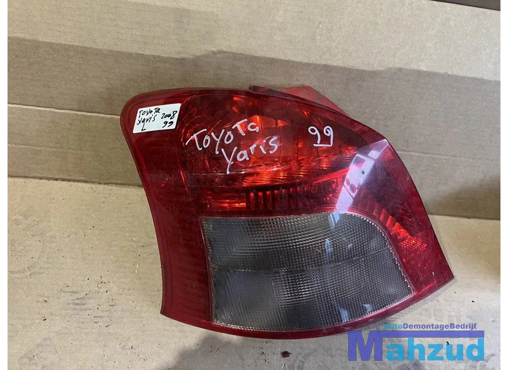 Koop Achterlicht | Enkel bij Autodemontagebedrijf Mahzud