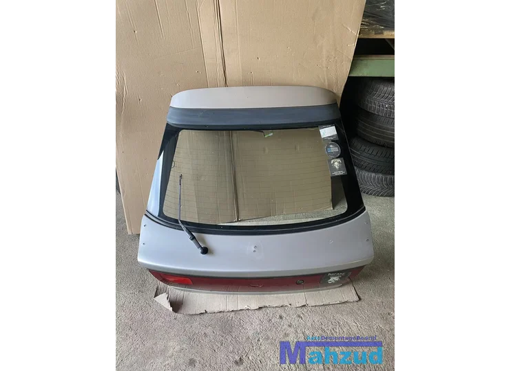 Koop Achterklep | Achterdeur bij Autodemontagebedrijf Mahzud