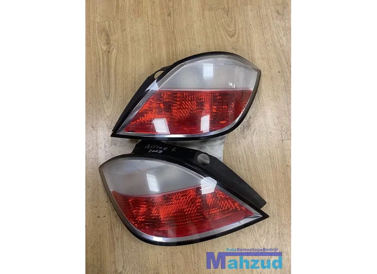 Koop Achterlicht | Links en Rechts bij Autodemontagebedrijf Mahzud