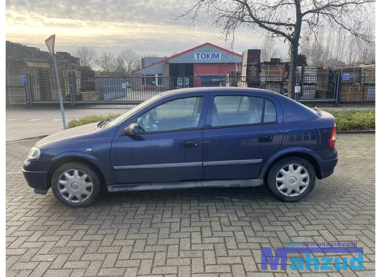 Koop Portier | Deur | Enkel bij Autodemontagebedrijf Mahzud