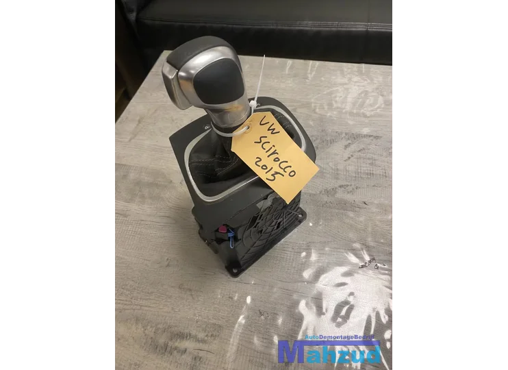 Koop Versnellingspook | Schakelpook bij Autodemontagebedrijf Mahzud