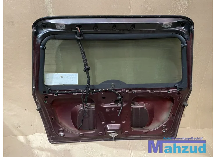Koop Achterklep | Achterdeur bij Autodemontagebedrijf Mahzud