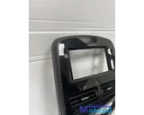 Koop Middenconsole bij Autodemontagebedrijf Mahzud