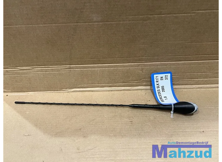 Koop Antenne bij Autodemontagebedrijf Mahzud
