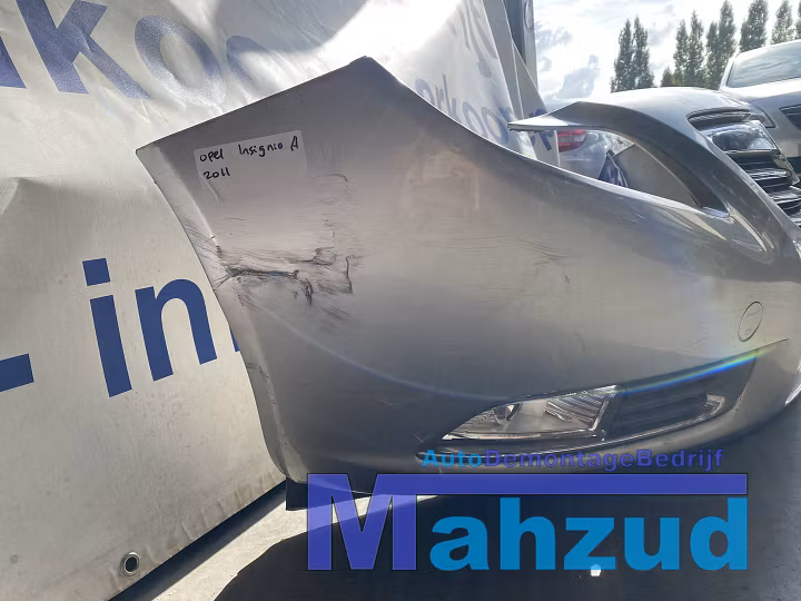 Koop Achterbumper bij Autodemontagebedrijf Mahzud