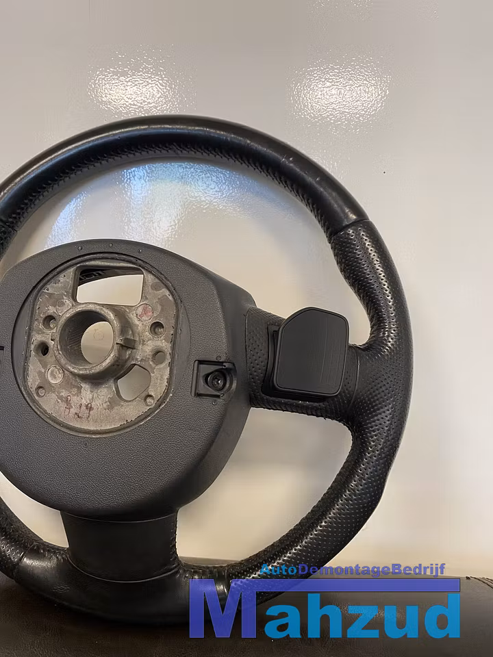 Koop Stuurwiel bij Autodemontagebedrijf Mahzud