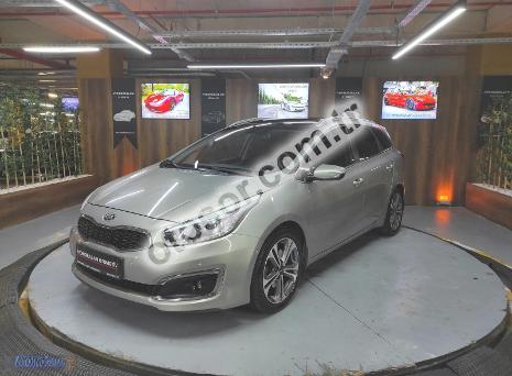 Kia Ceed Sports Wagon 1.6 Crdi Premium Dct 136HP