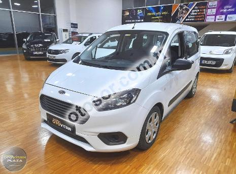 Ford Tourneo Courier Journey 1.5 Tdci Trend 95HP
