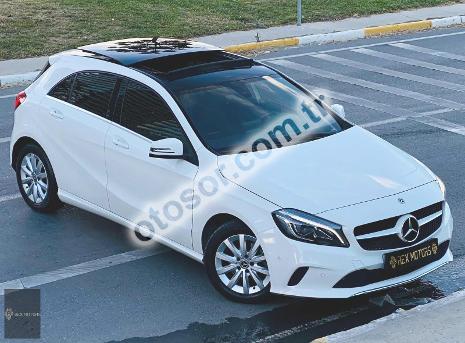 Mercedes-Benz A 180 Blueefficiency Style 7G-DCT 122HP