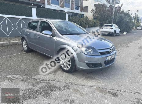 Opel Astra 1.6 Enjoy Easytronic 105HP