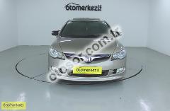 Honda Civic Sedan 1.6 i-VTEC Elegance 125HP