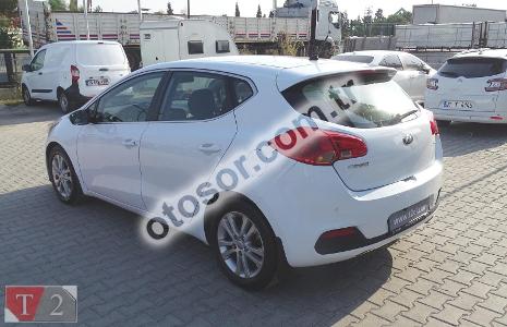 Kia Ceed 1.6 Crdi Concept 128HP