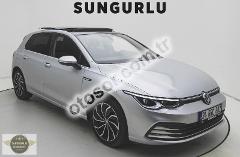 Volkswagen Golf 1.5 eTsi Style Dsg 150HP