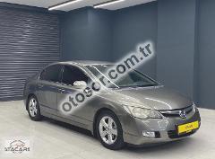 Honda Civic Sedan 1.6 i-VTEC Premium 125HP