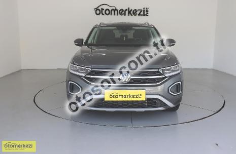 Volkswagen T-Roc 1.5 Tsi Style Dsg 150HP