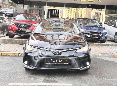 Toyota Corolla 1.8 Hybrid Flame X-Pack E-CVT 122HP