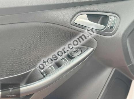 Ford Focus 1.5 Tdci Trend X Powershift 120HP