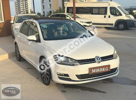 Volkswagen Golf 1.6 Tdi Bmt Highline Dsg 110HP