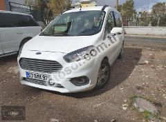 Ford Tourneo Courier 1.5 Tdci Deluxe 100HP