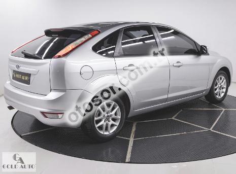 Ford Focus 1.6 Comfort 100HP