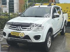 Mitsubishi L200 2.5 Tdi 4x2 Invite 136HP