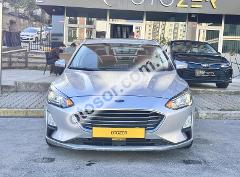 Ford Focus 1.5 Tdci Titanium 120HP