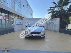 Ford Focus 1.5 Tdci Trend X Powershift 120HP