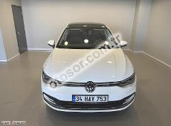 Volkswagen Golf 1.0 eTsi Style Dsg 110HP