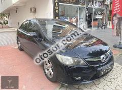 Honda Civic Sedan 1.6 i-VTEC Premium 125HP