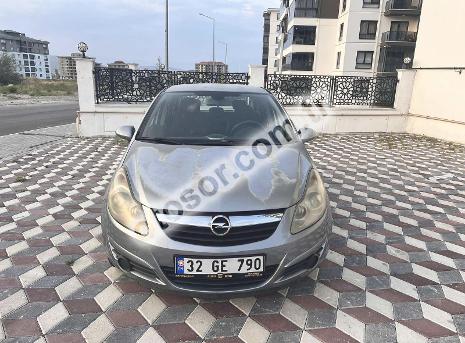 Opel Corsa 1.2 Twinport Essentia Easytronic 80HP 5 Kapi