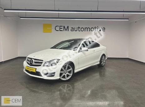 Mercedes-Benz C 180 Blueefficiency Amg Plus 7G-Tronic 156HP