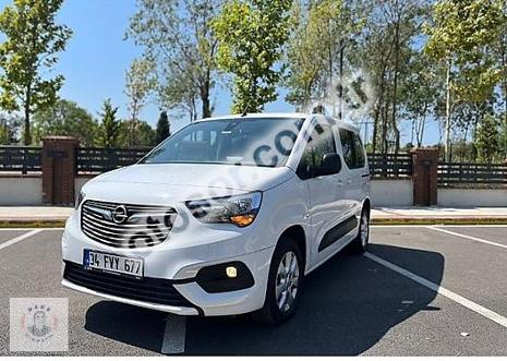 Opel Combo Life 1.5 Edition AT8 130HP