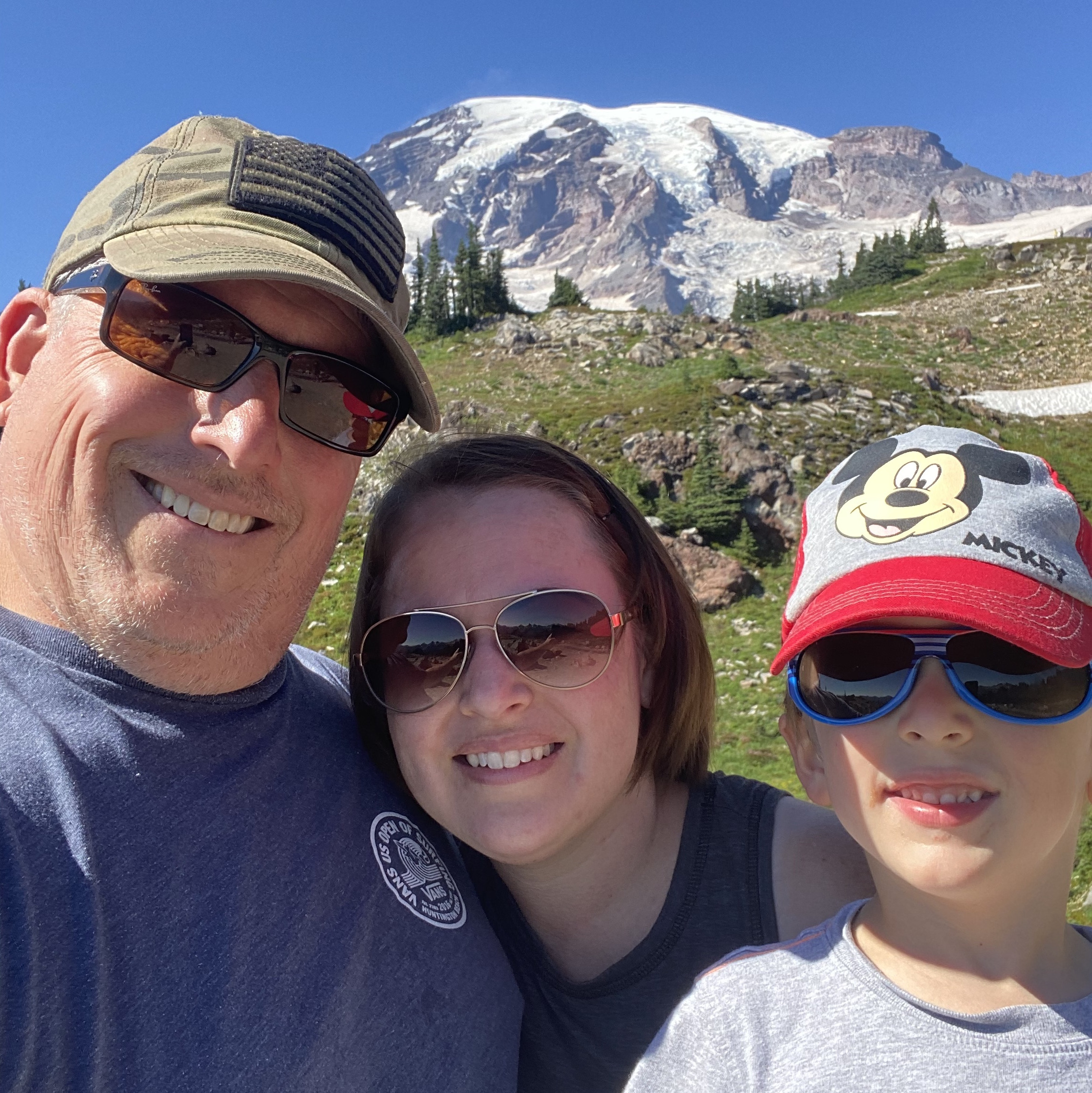 Summertime hike at Mt Rainier