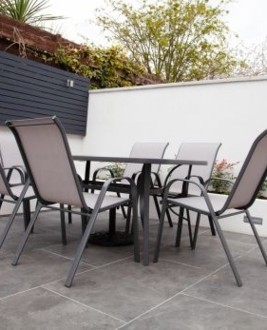 Tables et chaises de jardin