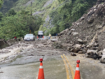 颱風軒嵐諾來襲 南庄鄉苗21線土石崩落交通中斷