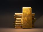 Gold surges on rising Mideast tensions