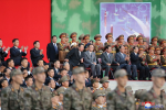 金正恩欣賞士兵表演「極限武術」　展現北韓軍人氣勢