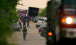 德州邊境卡車上發現46具遺體，當地警方：疑為非法移民，高溫悶熱致死