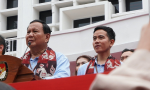 普拉伯沃首次民調落後，搭檔佐科威長子角逐印尼總統惹選民反感