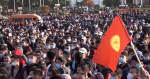 吉爾吉斯示威者衝入總統府、國會大樓　總理及議長辭職　總統暗示願下台