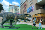 恐龍迷注意！台中廣三 SOGO 暑假推出「侏羅紀世界恐龍島」　超好拍巨型恐龍、挖掘化石體驗活動