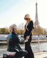 巴黎鐵塔見證 男友下跪求婚 Avril Lavigne三度當人妻