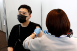 日本研究：新冠疫苗碰上Mu變異株　保護力只剩7分之1