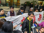 嶺大校董遭學生包圍抗議被逼取消會議
