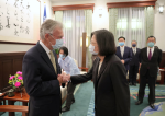 蔡總統：台灣處威權主義擴張前線 續強化自我防衛
