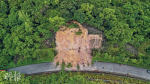 暴雨塌山泥 新娘潭封路大半日